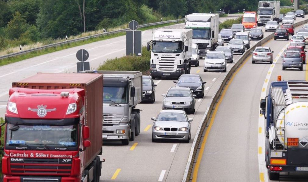 Camiones en una carretera francesa