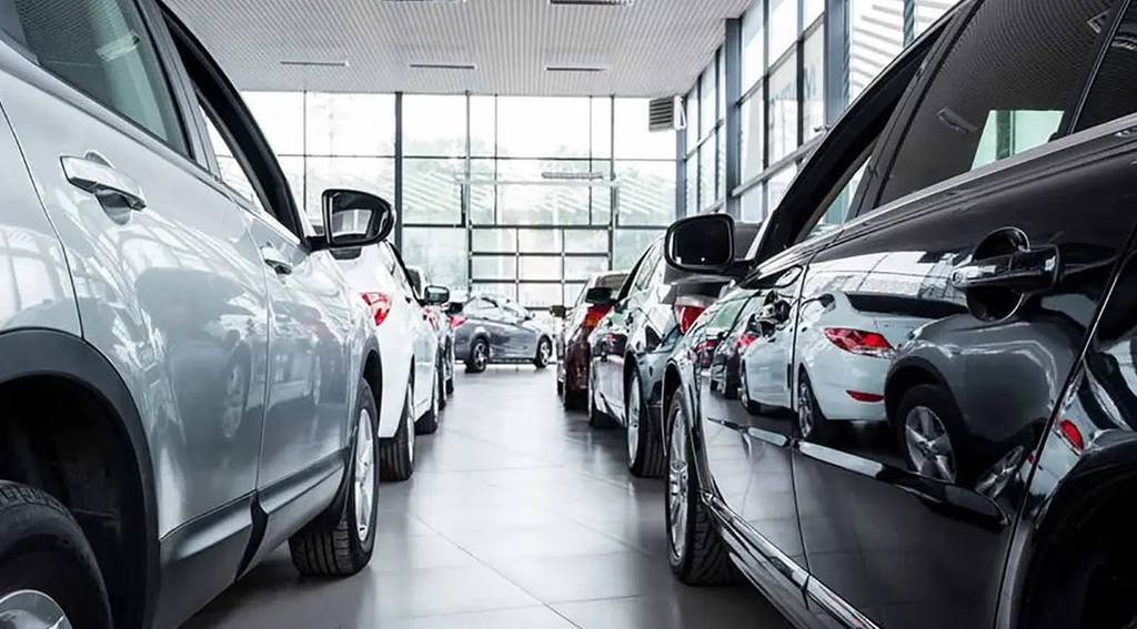 Imagen de Faconauto y la mesa de la automoción