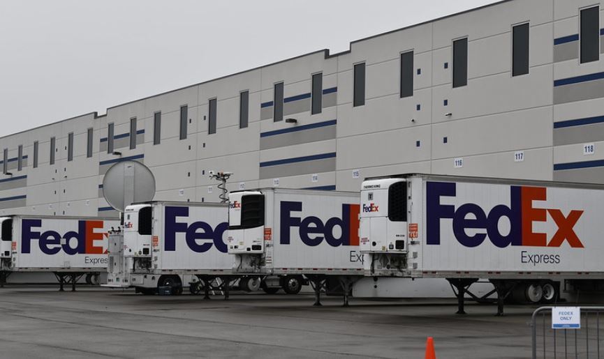 FedEx se prepara para el crecimiento del volumen de la vacuna del COVID-19
