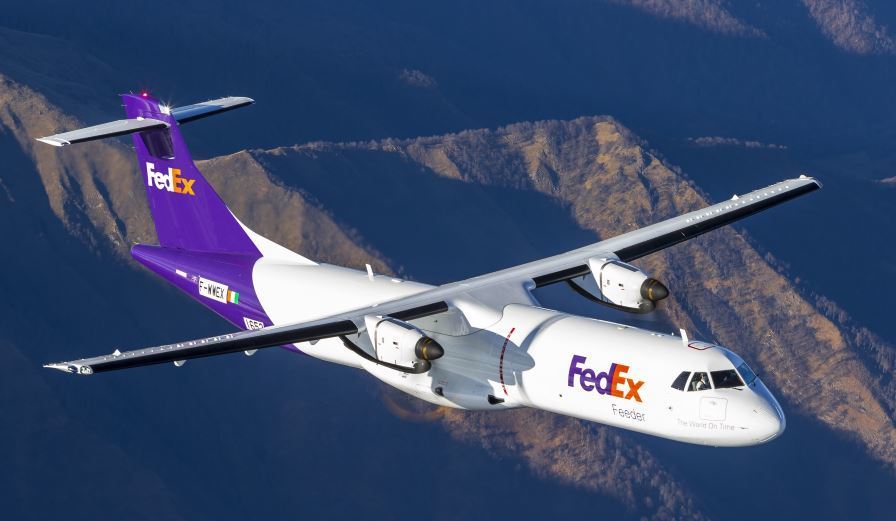 Un avión ATR 42 de FedEx Express