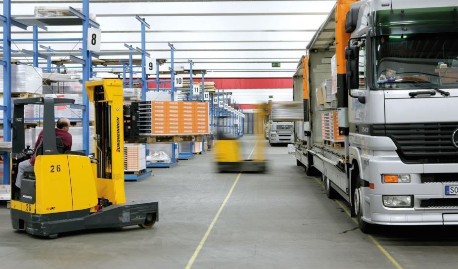 Fenadismer pide la regulación y el control a las empresas extranjeras que operan en España