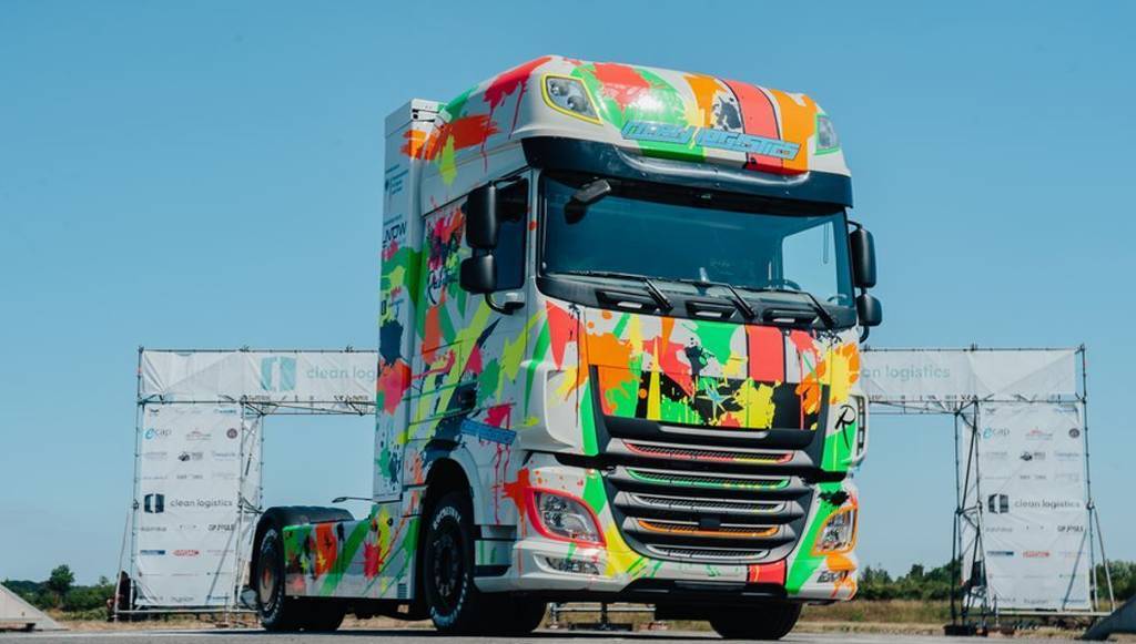 Imagen de los camiones de hidrógeno de GP JOULE