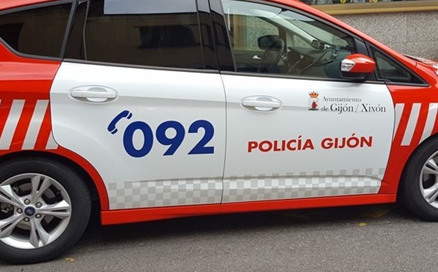 Imagen del policía local de Gijon que realizó la falsa multa sancionándose el mismo