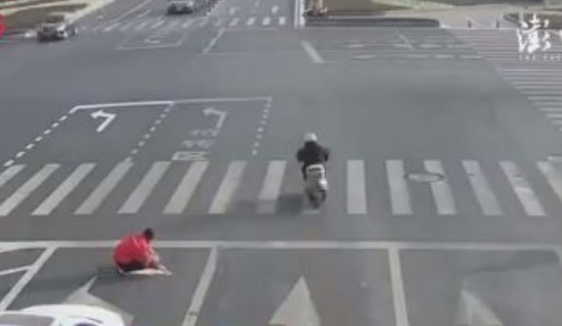 chino, pinta, atascos, asfalto, harto,