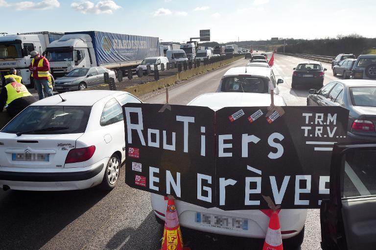 Un corte de carretera en Francia por una huelga de camioneros.