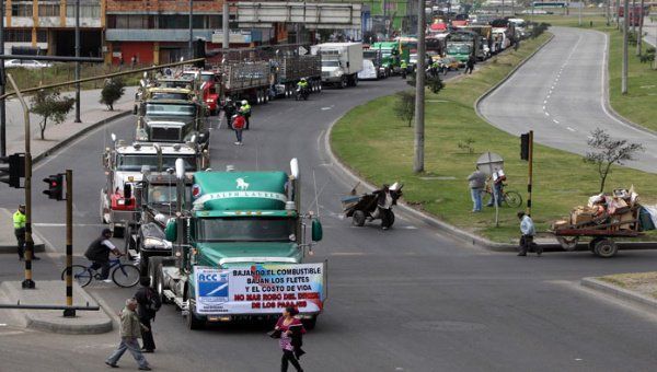 HUELGADETRANSPORTISTAS-COLOMBISA HUELGADETRANSPORTISTAS-COLOMBISA