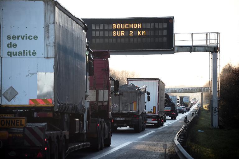 Camiones en una autopista francesa