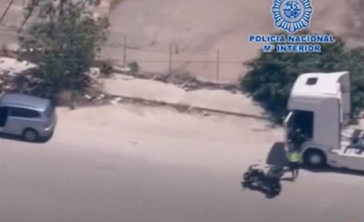 Detención del conductor de un camión durante la intervención
