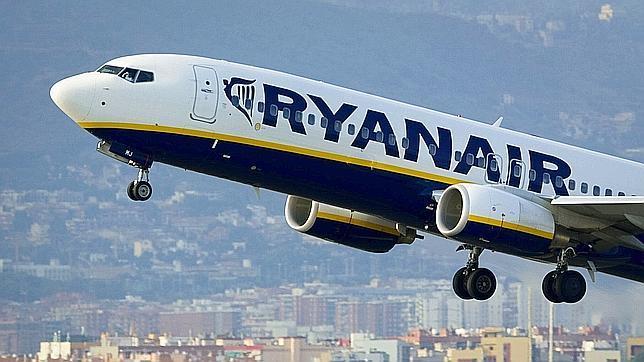 Imagen de un avión de Ryanair
