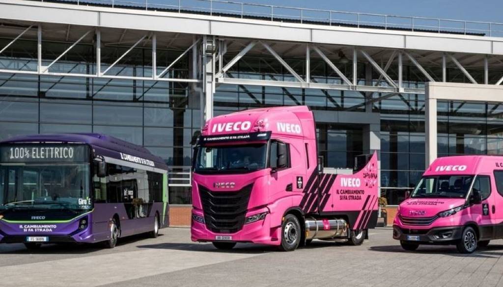 IVECO e IVECO BUS Proveedores Oficiales del 105° Giro d’Italia y del Giro-E