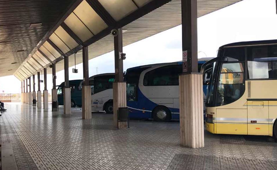 Iberaval y Confebus acuerdan facilitar el crédito a empresas de transporte de viajeros por carretera
