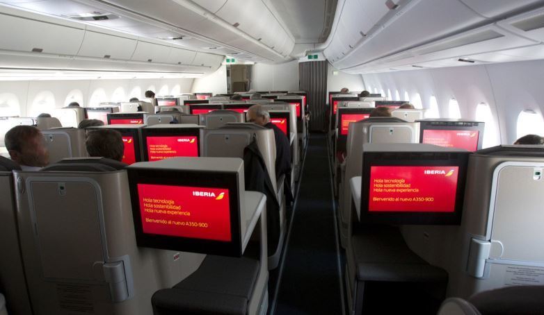 Interior del Airbus a-350 de Iberia