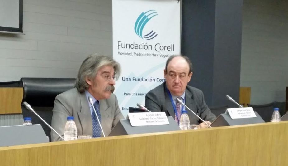 La mesa de la Fundación Corell