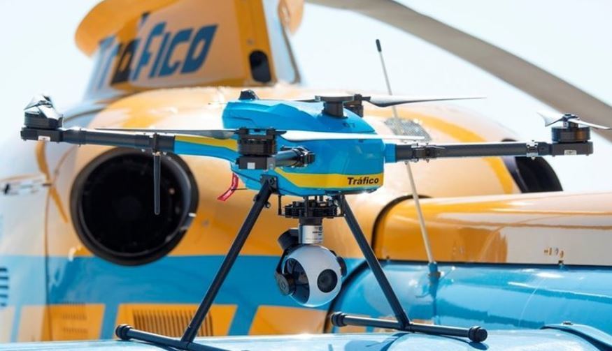 Imagen de uno de los drones que vigilarán las carreteras este puente