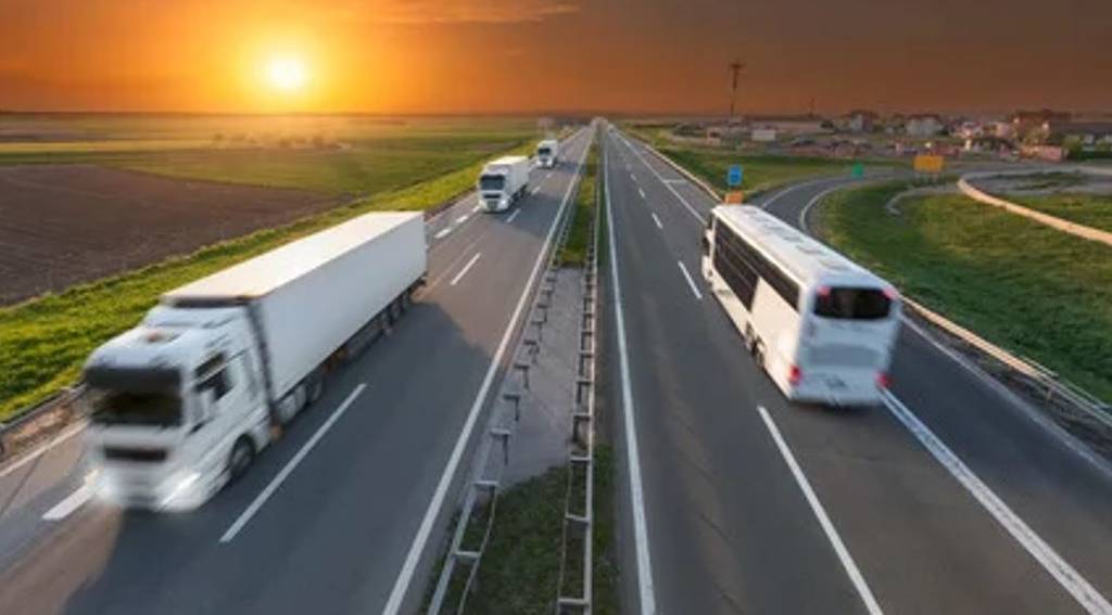 Imagen de El Gobierno de Navarra abona 7,6 millones en la segunda línea de ayudas al sector del transporte