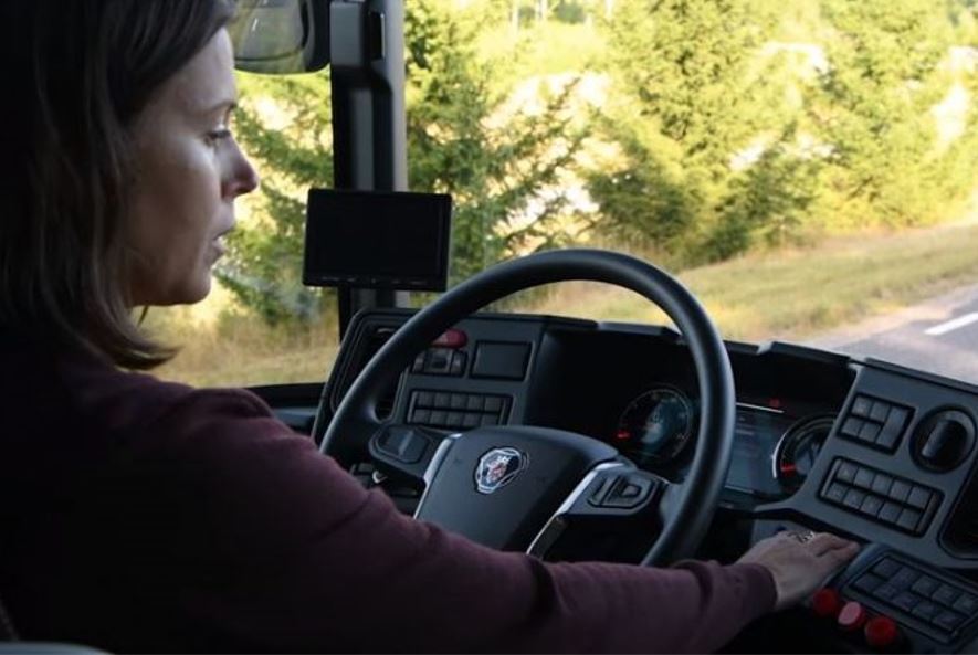 Imagen de la IRU y el Paquete de Movilidad para conductores de autobuses y autocares