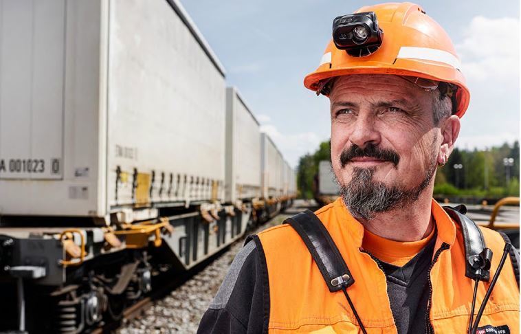 Imagen de un responsable de seguridad de SBB Cargo