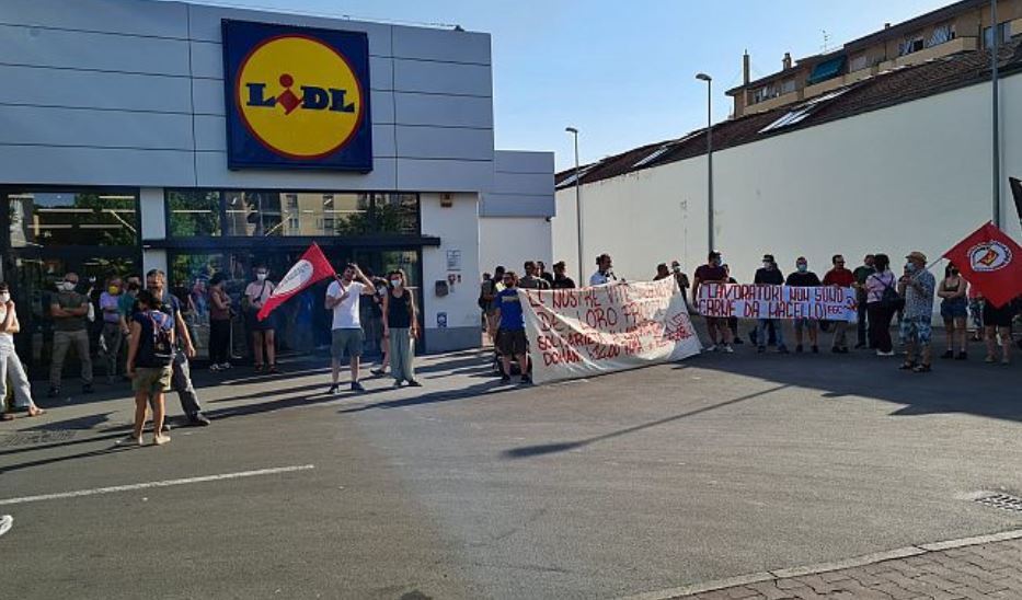 Imagen de las protestas por la trágica muerte de Adil Belakhdim en Lidl