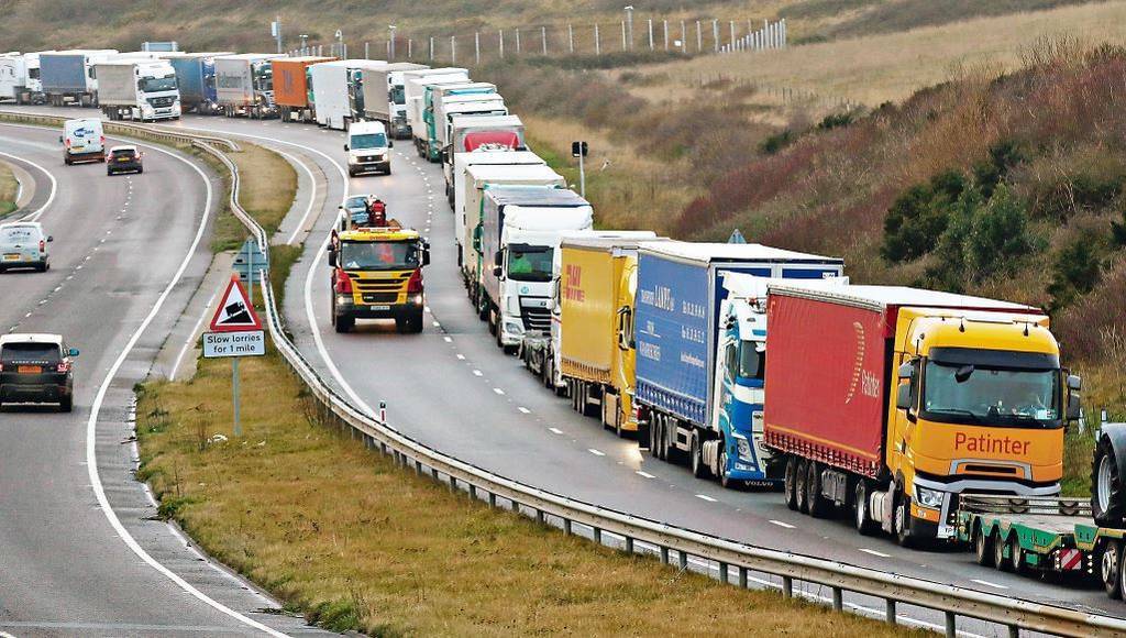Las importaciones de la UE desde Reino Unido sufren un desplome récord en enero