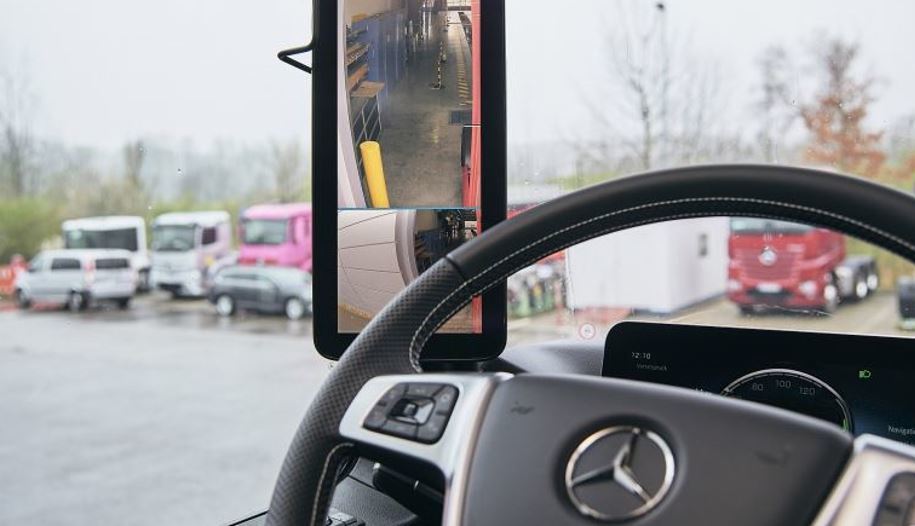 Imagen del ADAS Sistemas de Asistencia Avanzados a la Conducción en camiones