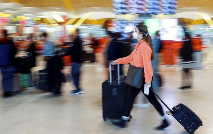 Restringirán más los viajes no esenciales pero no van a cerrar fronteras