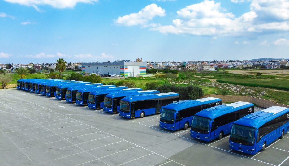 Los autocares de Irizar conquistan el transporte público de Chipre