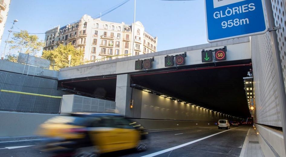 Los expertos de Hacienda plantean el pago por uso de carreteras y tasas de acceso a ciudades