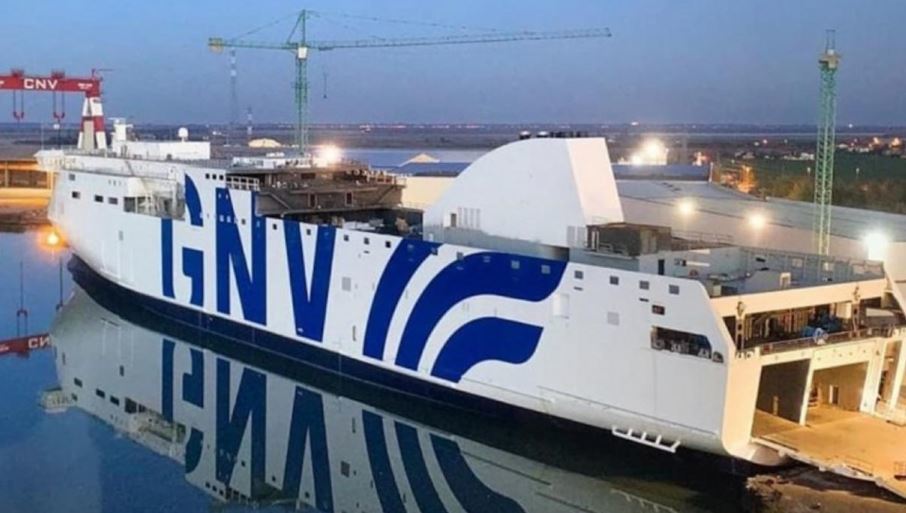 Imagen de uno de los ferrys de GNV a Formentera