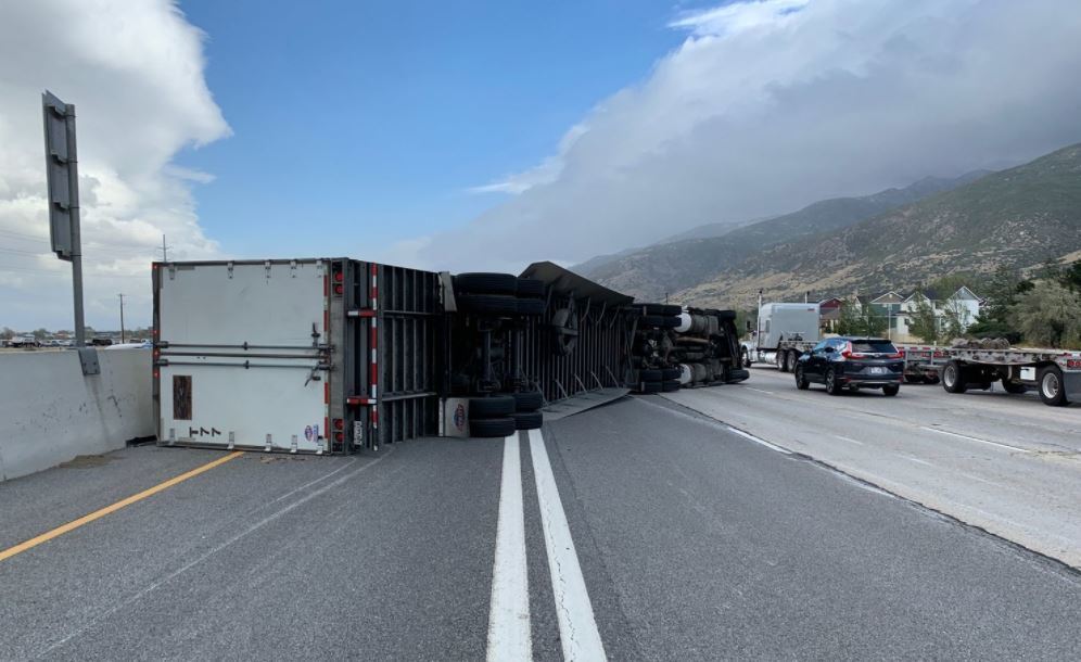 Imagen de uno de los camiones volcados