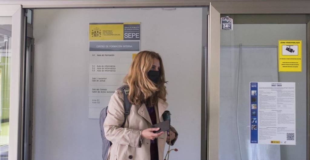 Imagen de la media de cuatro meses que tardan los profesionales en encontrar trabajo