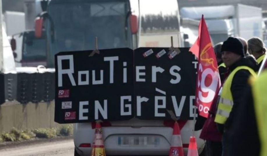 Los sindicatos franceses convocan huelga para el 5 de octubre por los salarios de los camioneros