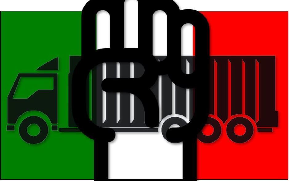 Imagen de los transportistas de Cerdeña dispuestos a parar por la subida del gasóleo