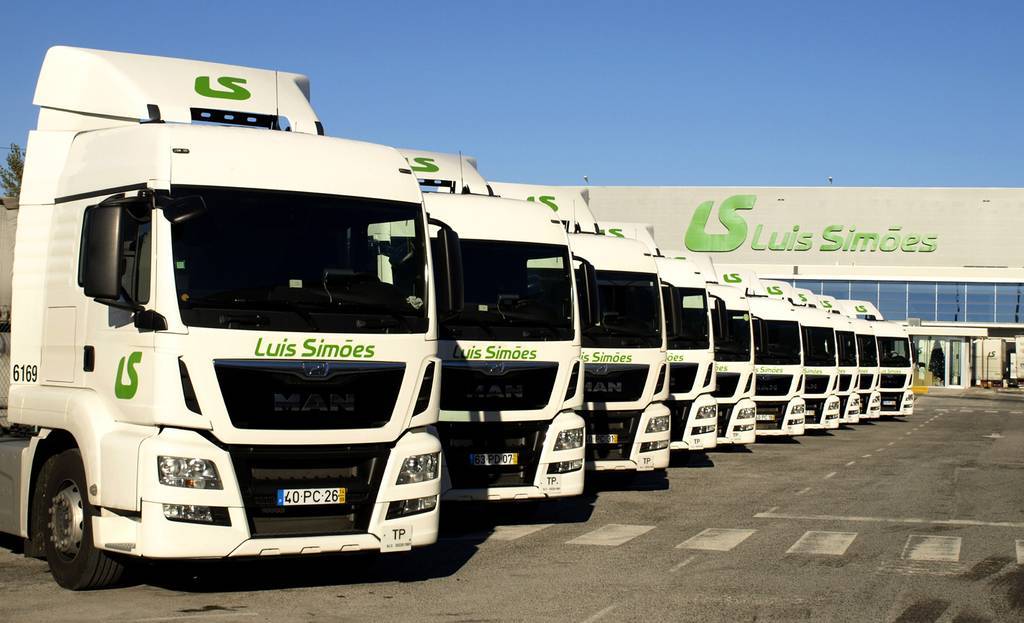 Camiones de la empresa Luis Simoes