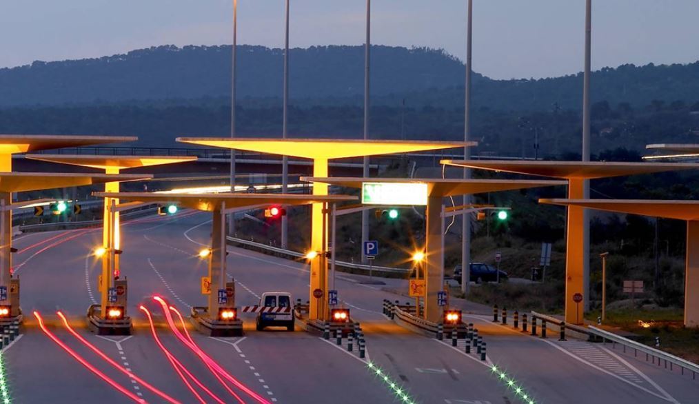 Un peaje de autopista para camiones libres de emisiones