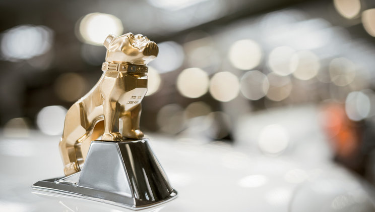 Logotipo de Mack Trucks