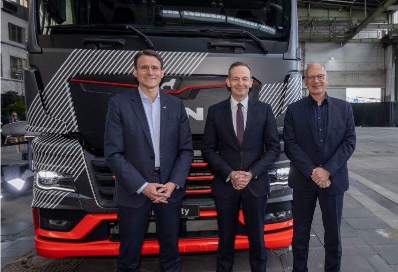 MAN y ABB E-mobility preparan la siguiente fase de electromovilidad en camiones de larga distancia