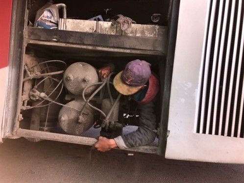 MENOROCULTOENMOTORDEAUTOBUS