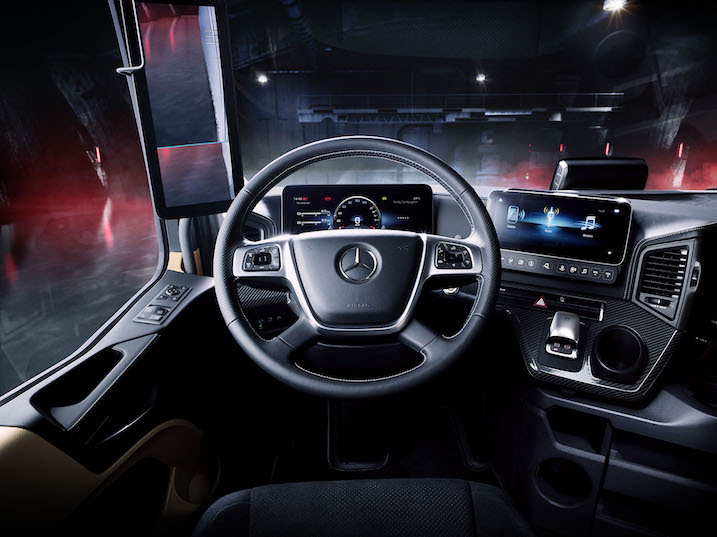 Imagen de la cabina del Actros Edition 1