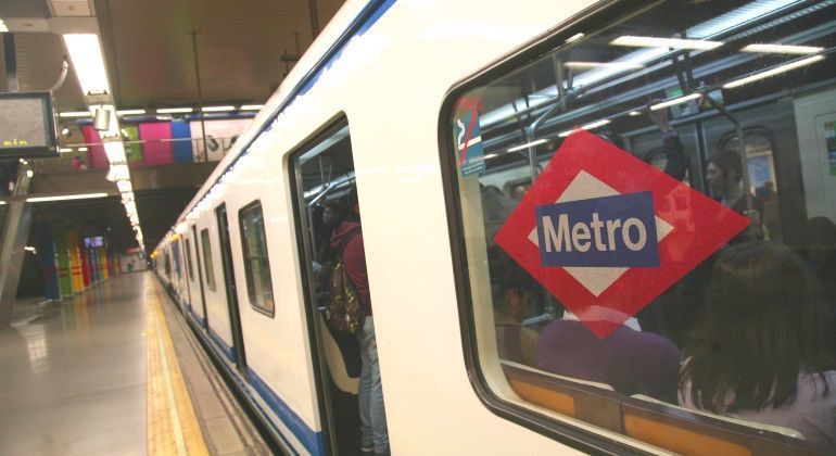 METROPOLITANOMADBARNA
