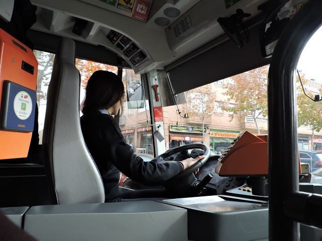 MUJERCONDUCTORA
