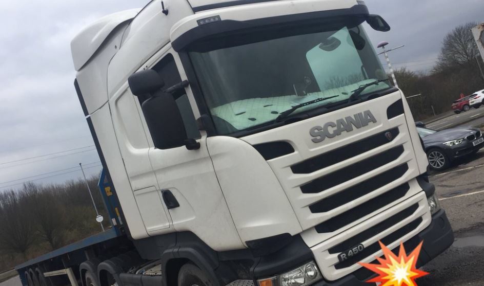 El camión que conducía el sancionado