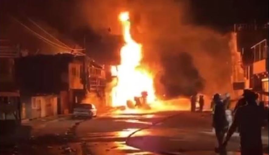 Imagen de la explosión del camión