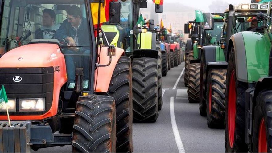 Más de 800 socios de ARAG-ASAJA participarán en la manifestación de este domingo en Madrid
