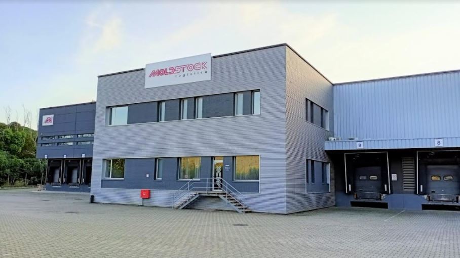Moldstock inaugura un nuevo centro logístico de 11.000 m2 en Barcelona