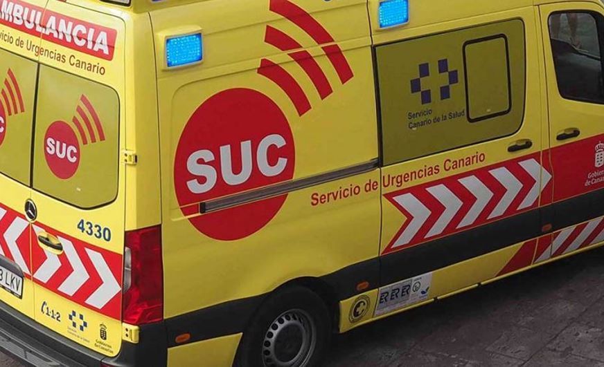 Muere el conductor de un camión al salirse de la vía y volcar en Las Palmas de Gran Canaria