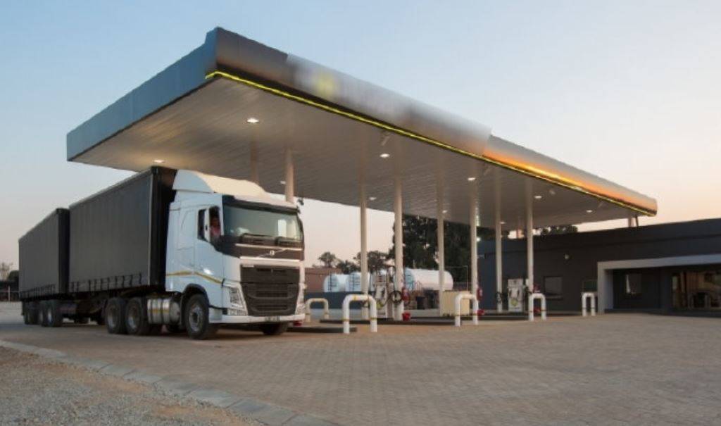 Multa a un camionero por difamar a una gasolinera