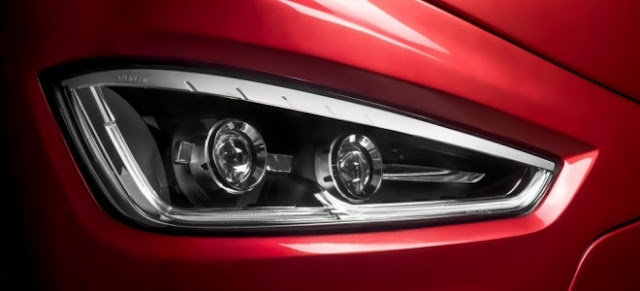 /></p><p><strong>La inspiración de un espíritu renovado</strong></p><p>Irizar, ahonda, con la presentación de este renovado i6, en el espíritu innovador que, sustentado en las múltiples y variadas soluciones tecnológicas y el minucioso cuidado estético, se perfila en el ADN de la marca.</p><p>El concepto de renovación del Irizar i6 obedece a un ejercicio que es, a la vez, relativamente simple y extremadamente exigente. Simple porque solo era una cuestión de tiempo que el Irizar i6 adoptara los rasgos del impactante i8. Exigente porque a esa renovación había que dotarla también de alma; el alma de los nuevos modelos de la marca.</p><p>Por eso, en la base de esa revolución estética late una tecnología de vanguardia que pone en valor conceptos inherentes al Irizar i6, como son la calidad, la robustez y la fiabilidad de un modelo con personalidad propia.</p><p>Diseño, tecnología y sostenibilidad, son concreciones del renovado espíritu que inunda a la marca y que busca inspirar confianza en todos los que conforman la parte orgánica de un autobús: propietarios, conductores y pasajeros. Porque son las personas quienes motivan nuestra inspiración.</p><p><img decoding=