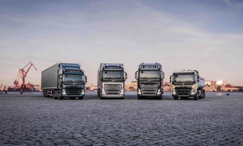 Imagen de los cuatro nuevos camiones de Volvo Trucks