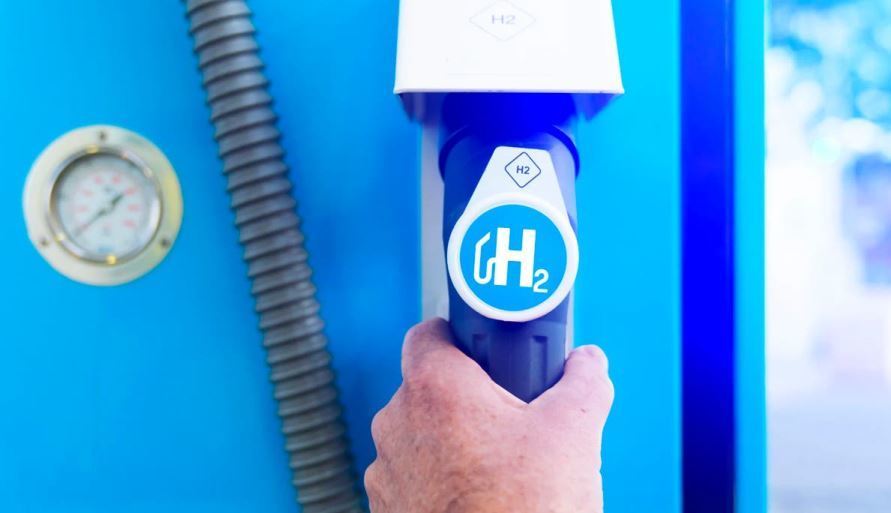 Naturgy, Enagás y Exolum se alían para promover el hidrógeno verde en el ámbito de la movilidad