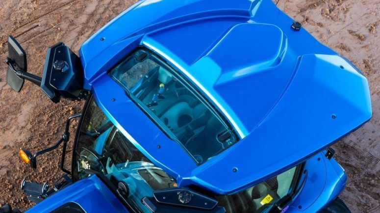 New Holland presenta el primer prototipo de tractor eléctrico con funciones autónomas